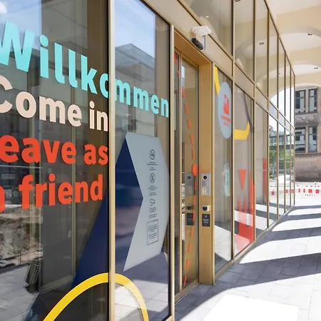 Szálloda Meininger Hauptbahnhof *