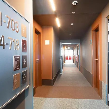 Meininger Hauptbahnhof Hotel Bremen